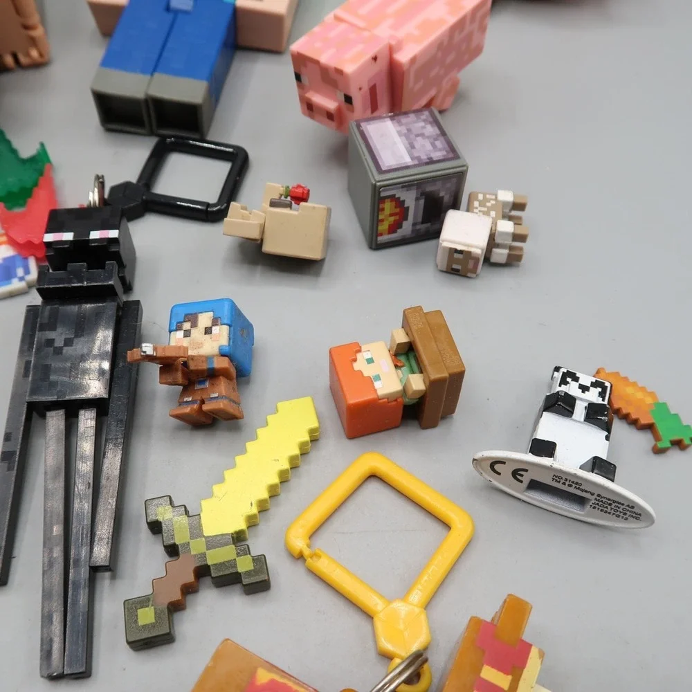 Minecraft Toy Action Figure & Accessories Toy Lot Spider Blocks Weapons